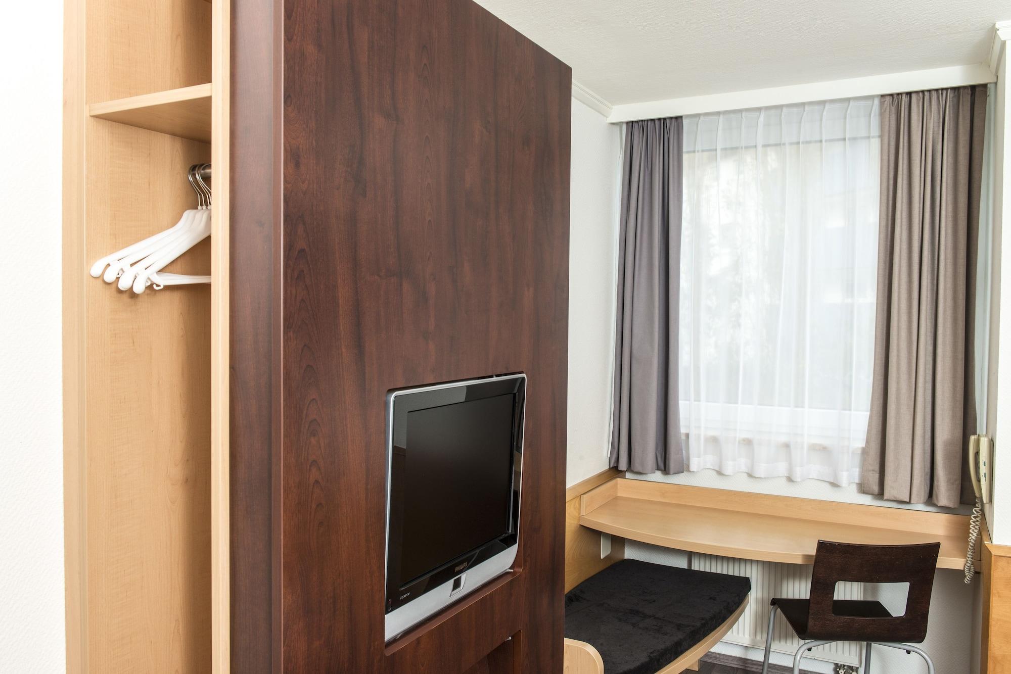 Готель Ibis Leipzig Nord-Ost Номер фото