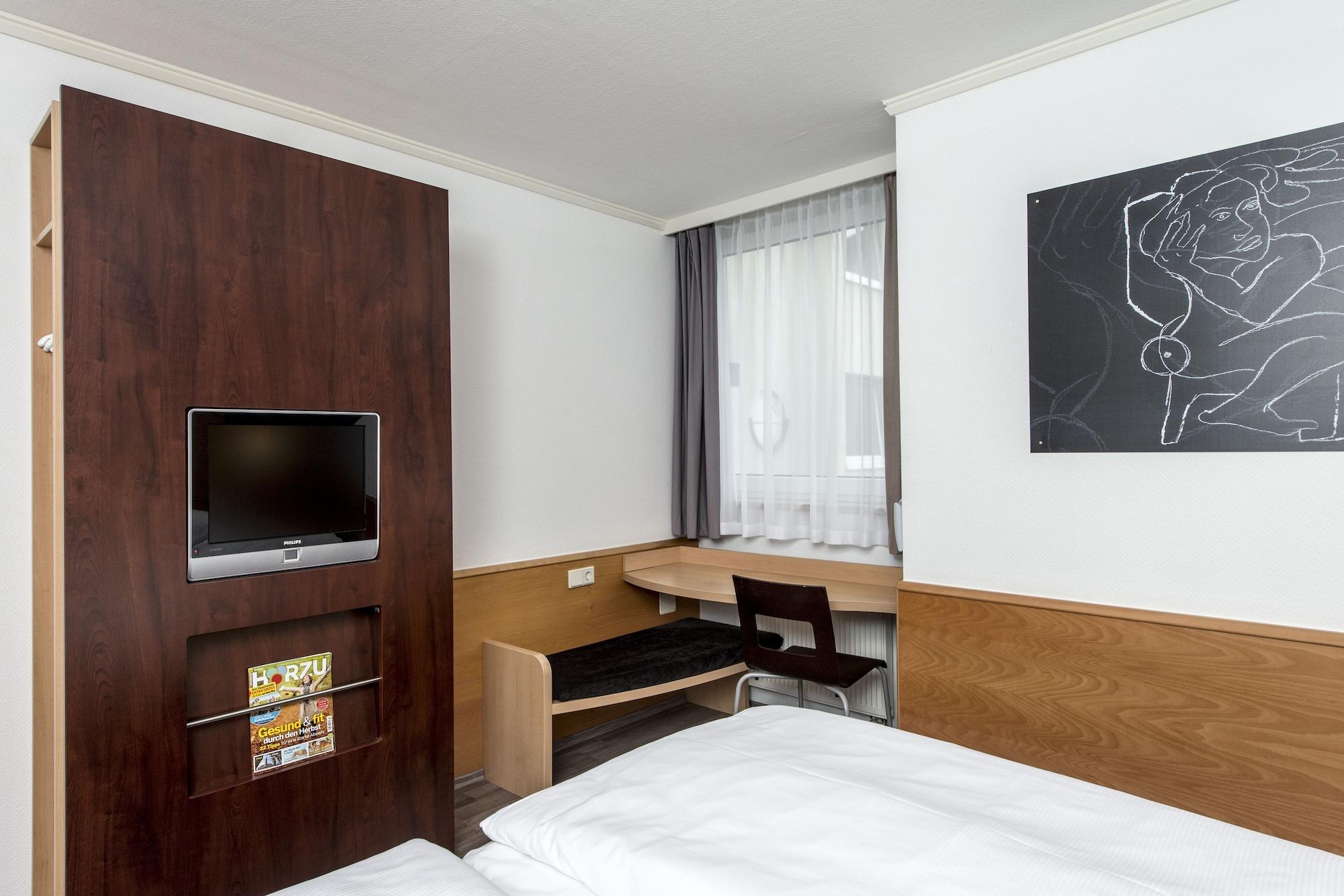 Готель Ibis Leipzig Nord-Ost Номер фото